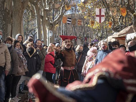 feria medieval en vic|El Mercat Medieval de Vic reafirma el seu atractiu amb més de。